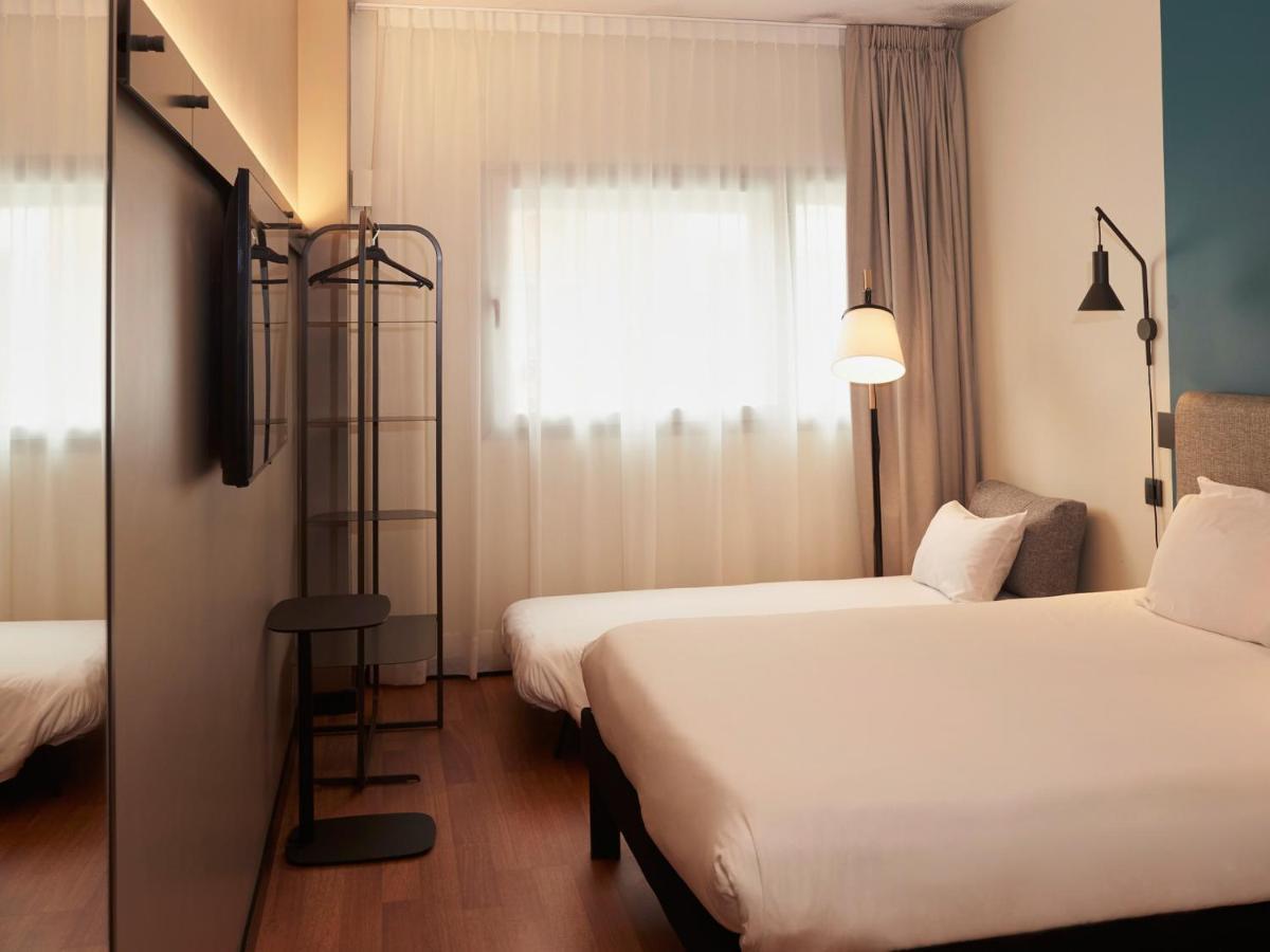 Hotel Ibis Madrid Aeropuerto Barajas Esterno foto
